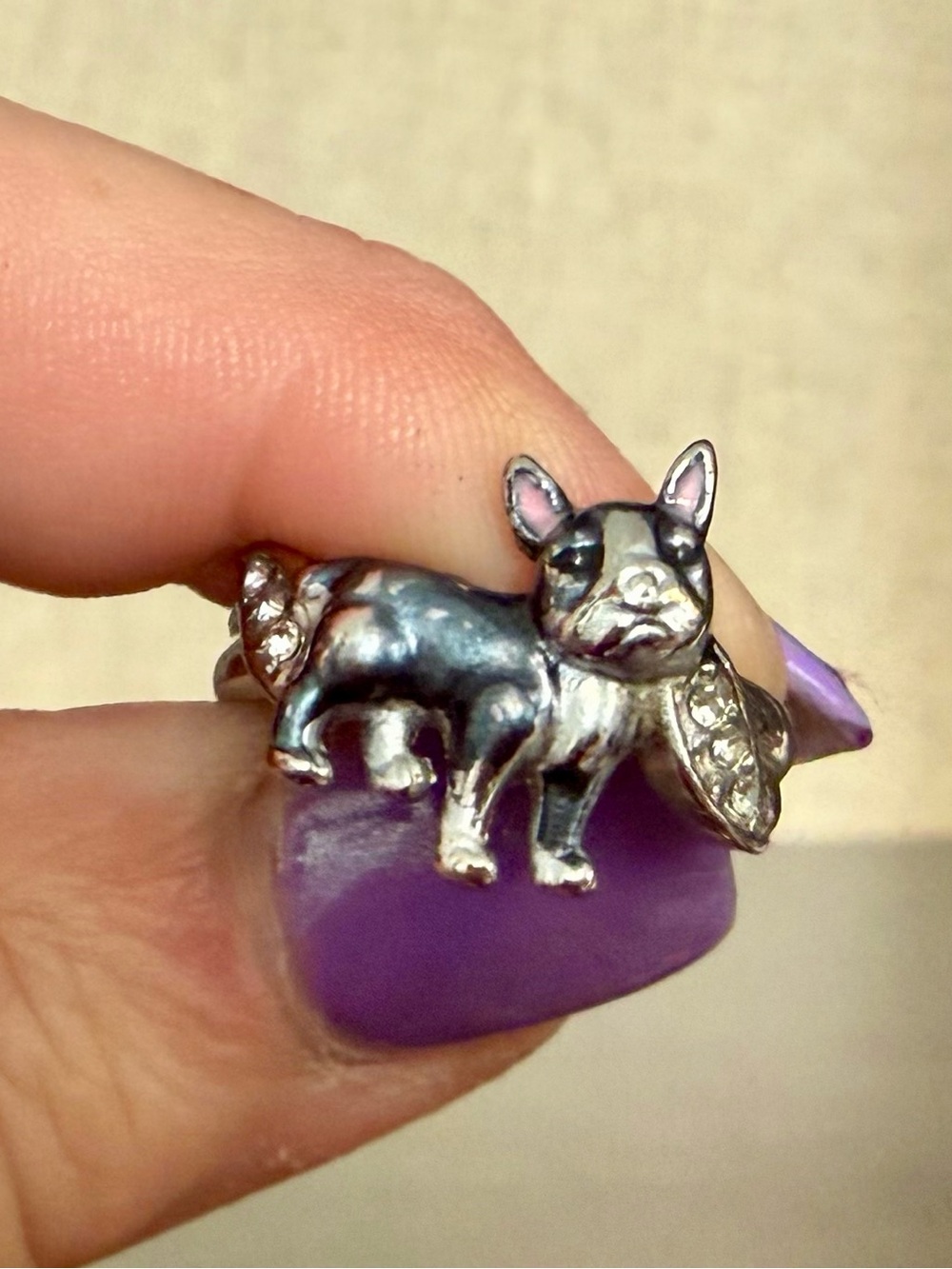 $38.00- Adorable Fine Silver Plated Crystal Emamel Boston Terrier Ring